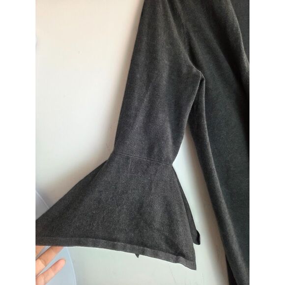 Chico's Women Grey Jersey Knit Flare Sleeve Open Cardigan Sweater size 1/Medium - Picture 4 of 6